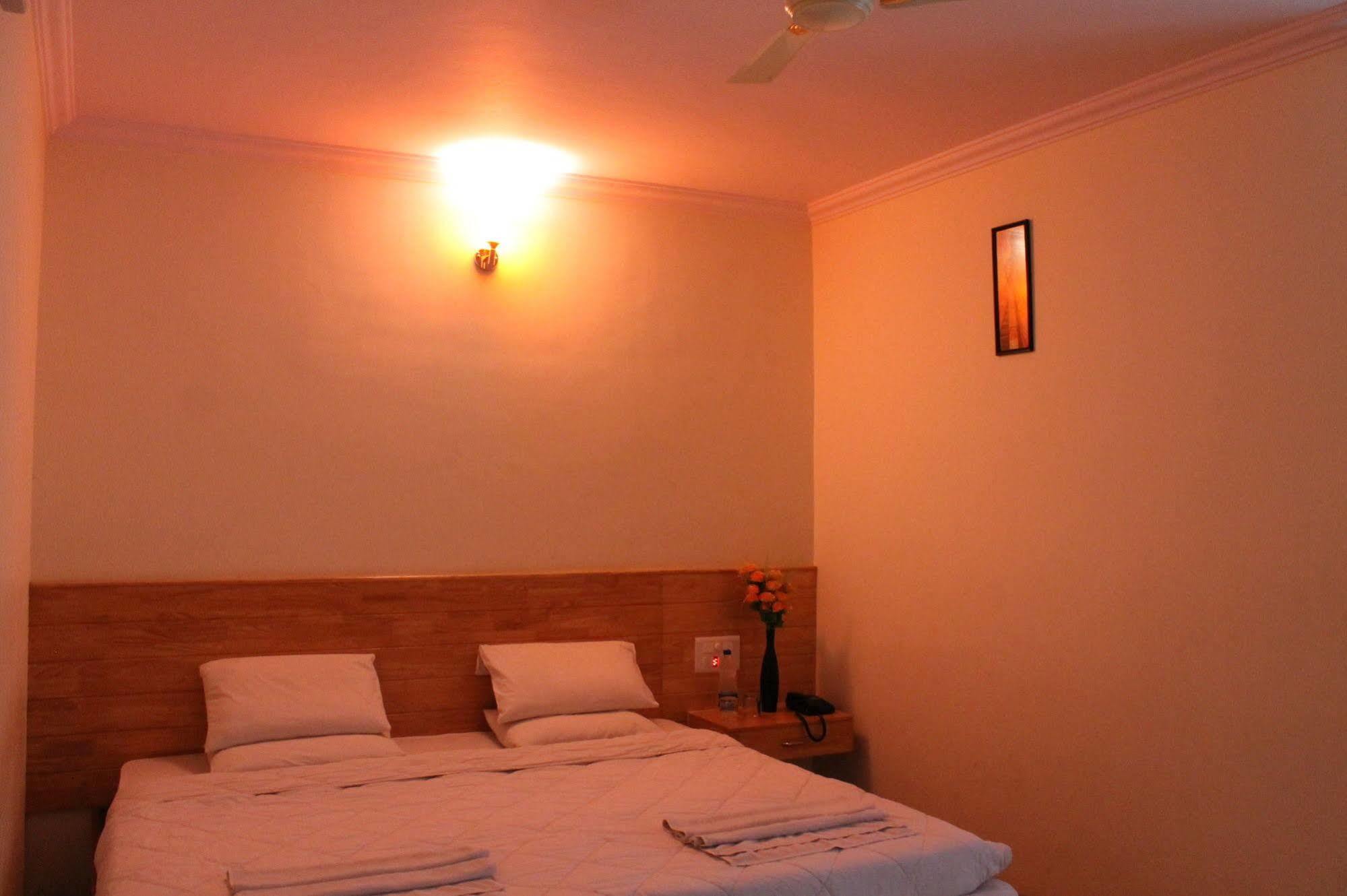 Oyo 1900 Hotel Olive Residency Mysore Eksteriør bilde