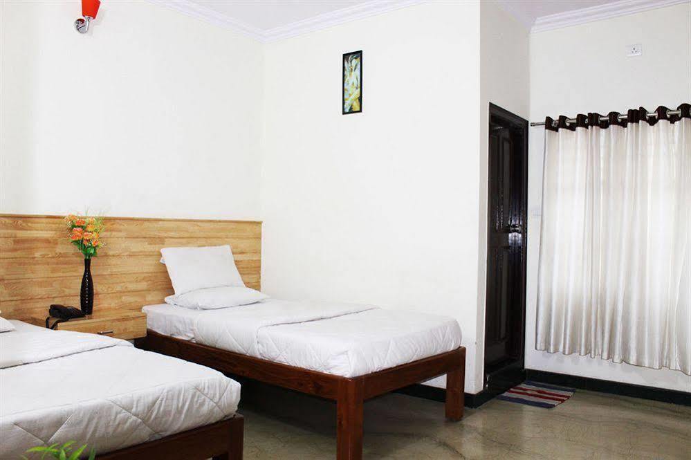 Oyo 1900 Hotel Olive Residency Mysore Eksteriør bilde